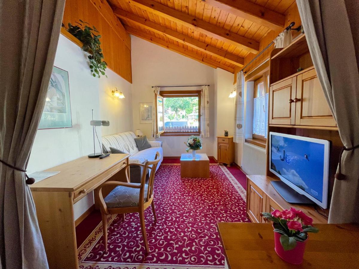 מולבנו Alledolomiti Boutique Lake Hotel - Adults Friendly מראה חיצוני תמונה