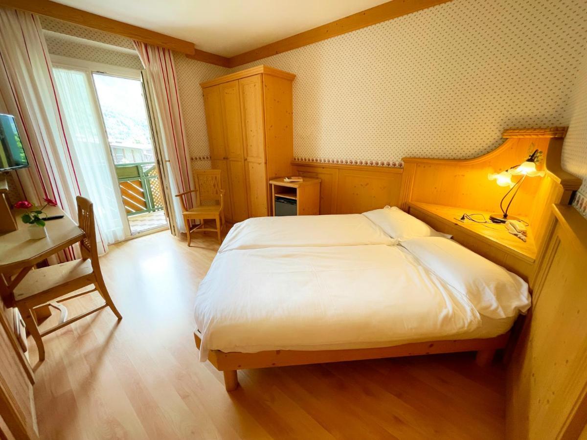 מולבנו Alledolomiti Boutique Lake Hotel - Adults Friendly מראה חיצוני תמונה