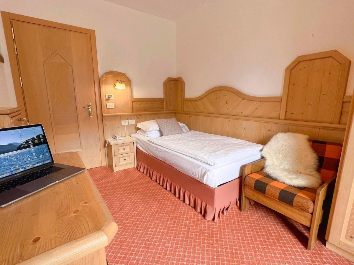 מולבנו Alledolomiti Boutique Lake Hotel - Adults Friendly מראה חיצוני תמונה