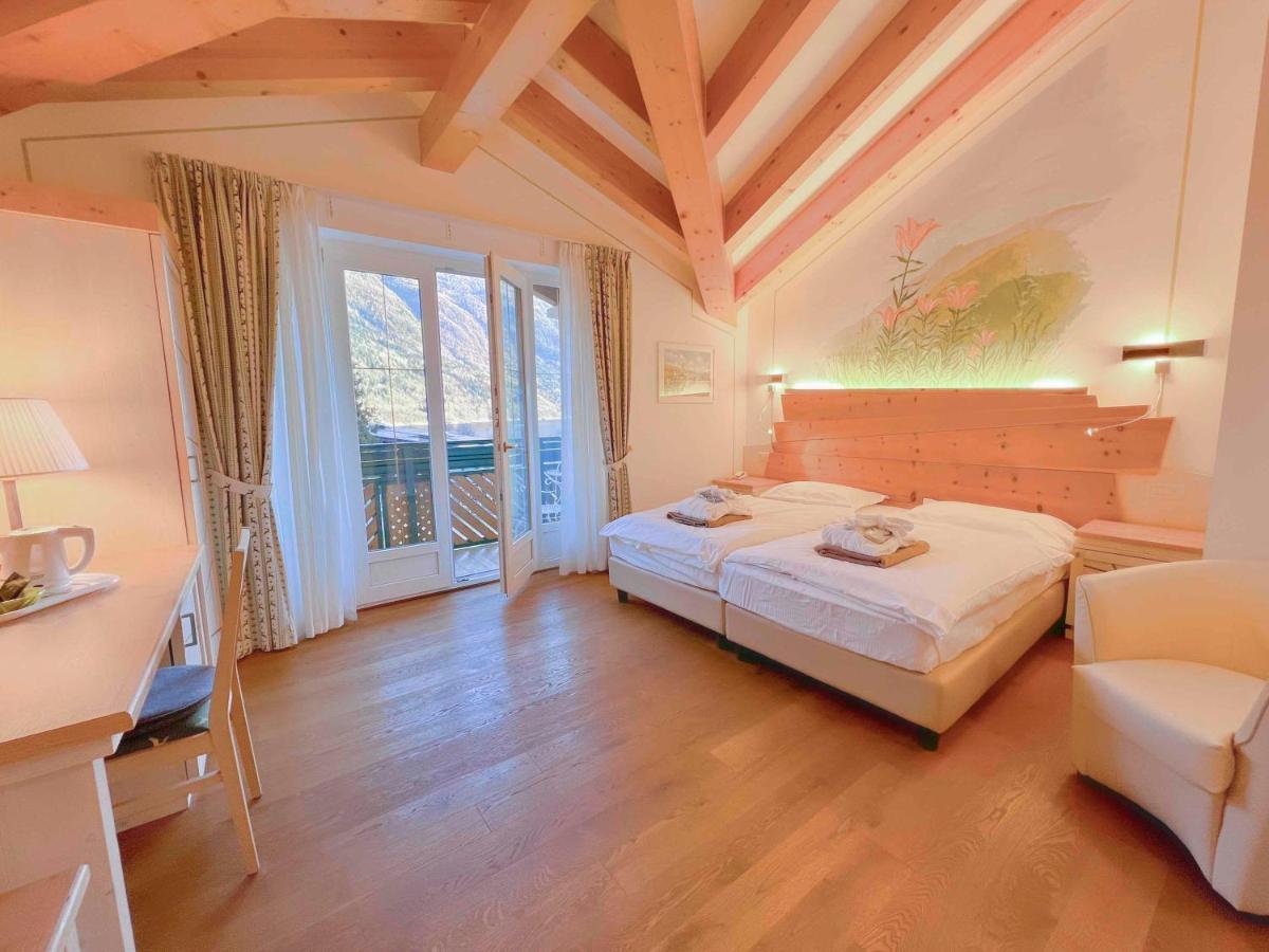 מולבנו Alledolomiti Boutique Lake Hotel - Adults Friendly מראה חיצוני תמונה