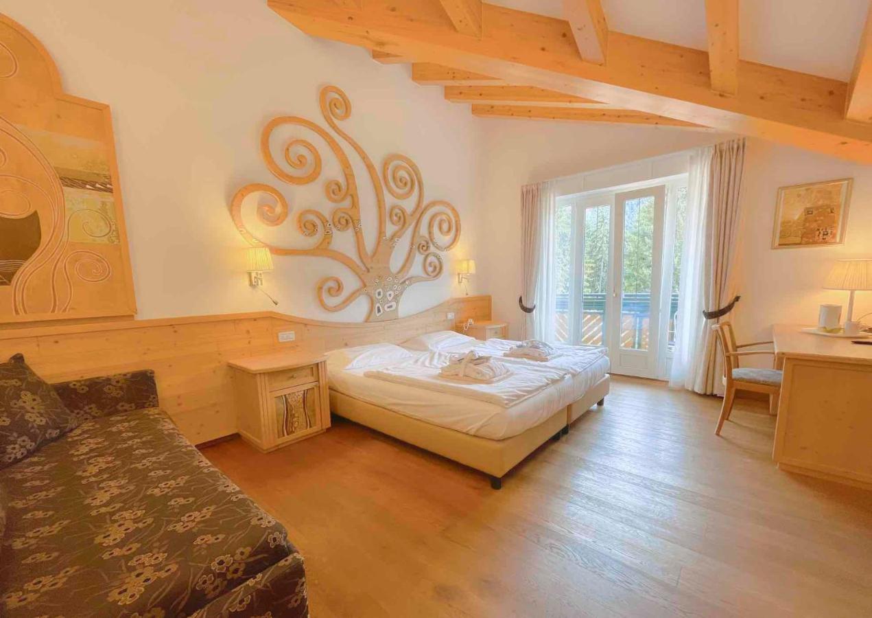 מולבנו Alledolomiti Boutique Lake Hotel - Adults Friendly מראה חיצוני תמונה